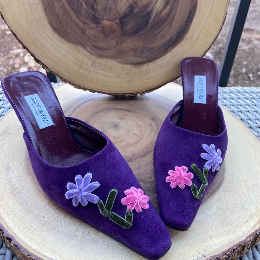 Bruno Magli small heeled floral shoes in bag